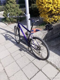 Prodám horské kolo  trekové kolo Favorit dětské kolo
