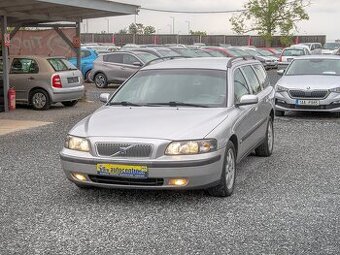 Volvo V70 2.4D 120KW mat - 4x4