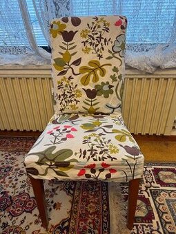 DESIGNOVÁ JÍDELNÍ ŽIDLE