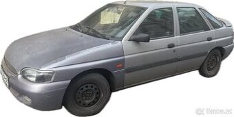 Ford Escort 1,6 benzín + LPG