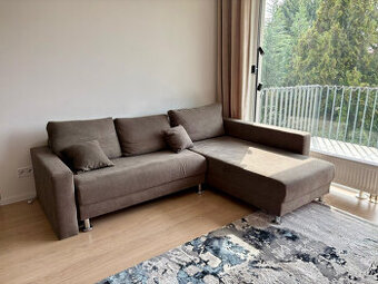 Univerzální rohová rozkládací sedačka s úložným prostorem