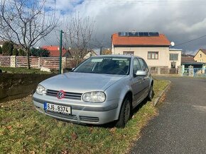 Golf 4 1.6i na opravu nebo ND