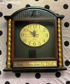 Retro nástěnné hodiny High Class Quartz Clock