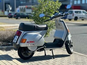 Vespa Cosa 200