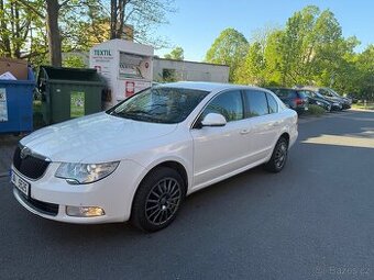 Škoda super b facelift nova stk