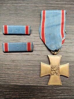 Kříž "V těžkých dobách", ČSR 1938 + 2 stužkovnice