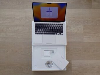 Apple MacBook Air 13,6" (2022)/M2/8GB RAM/256GB/CZ/ZÁRUKA
