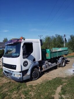 Hakovy kontejner (traktor)