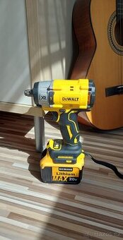 Aku Rázový utahovák XR 20V, pro DeWALT baterie 20V.