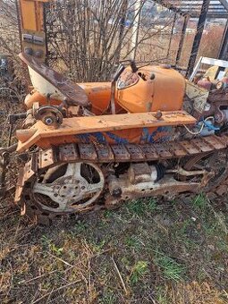 Prodam pásový traktor Zetor 2023 - 1
