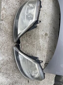 Predni svetla citroen c3