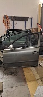 Škoda suprb 1 dveře