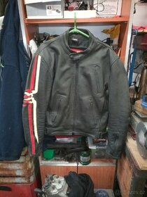 Kožená bunda na motorku