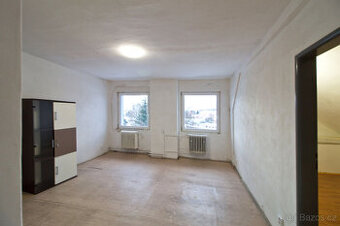 Pronájem, byt 3+1, 55 m2, Chodov, ul. Tovární