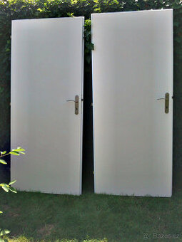 Dveře plné interier 80cm pravé