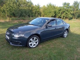 AUDI A4 B8