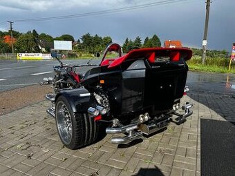 Rezervace Boom Mustang ST1 automat výbava ULTIMATE