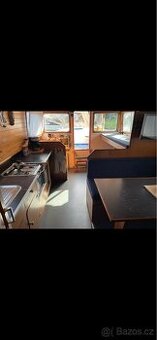 Hausboat lod