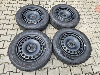 Skoda Kodiaq 5x112 Zimní 215/65/17 - Zánovní