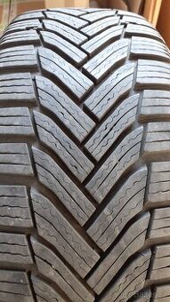 Zimni Michelin 205/55-16