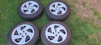 Kola Hyundai I20 R15 + zimní gumy
