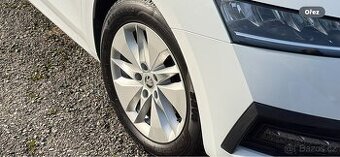 Octavia IV - 16" Twister + zimní 205/60 R16 . - 1