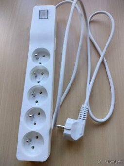 Lištová prodlužovačka 1,5 m dlouhá,