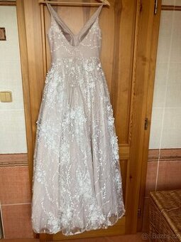 Společenské/svatební šaty