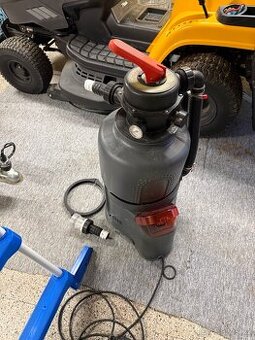 Písková filtrace a schůdky