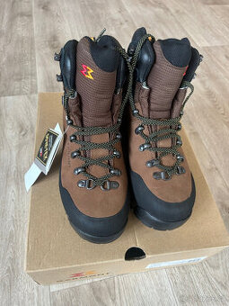 Boty Garmont Nebraska GTX, velikost EU 37,5