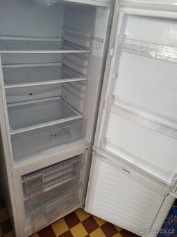 Chladnička s mrazničkou Candy CMCS 5154W bílá