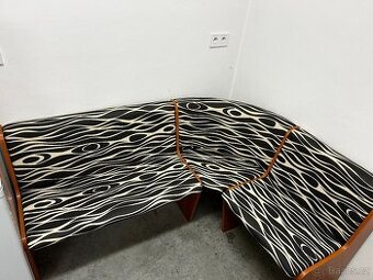 Nová rohová lavice s úložným prostorem