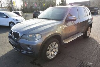 PRODÁM BMW X5 xDrive30d NOVÁ STK