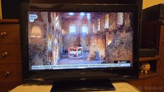 starší 32" LCD/LED TV