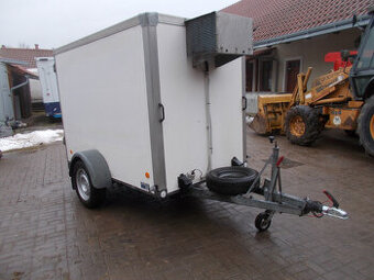 Skřínový přívěs IZOTHERM chladírenský