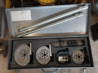 Nářadí pro instalatéry a topenáře