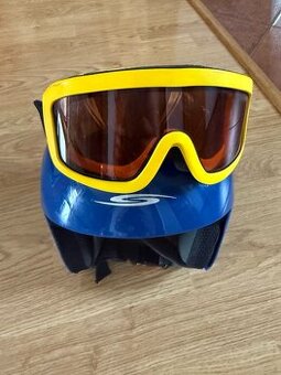 Dětská helma a brýle