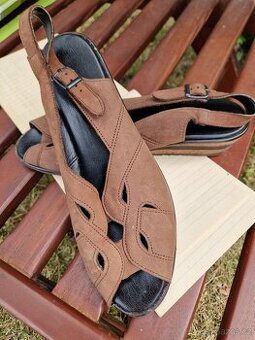 Nové dámské pohodlné boty , vel 39, hnědé barvy