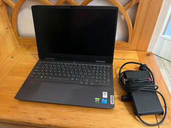 Lenovo LOQ 15IHR8 - 32GB RAM, I5 13500H, RTX 4060 8GB
