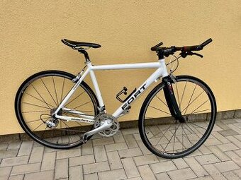 Silniční kolo Fort, karbonová vidlice, Shimano Sora,TOP stav
