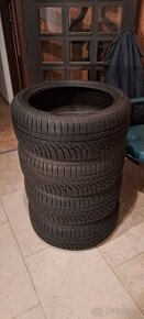 Pneu Nokian  205 45 R 17