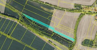 Prodej pole - orná půda podíl 1/2 4498 m²