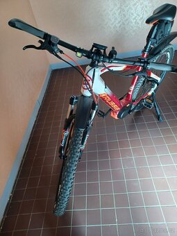 Crussis e-Atland 7.5