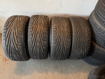 235/45R17