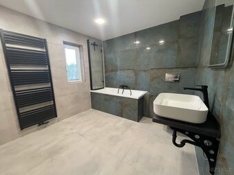 Prostorný byt 3+1 (110 m²) po rekonstrukci, se zahradou a pa