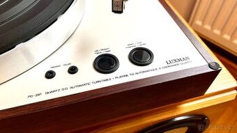 Gramofon Luxman