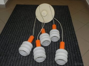 Retro lustr - 1