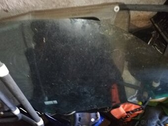 Sklo Fiat Punto