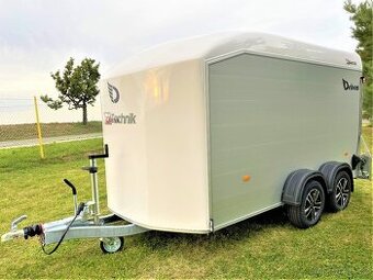 Skříňový přívěs DEBON C700 ALU, 2600 kg