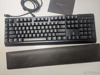 Mechanická Klávesnice Razer BlackWidow V4 Pro
